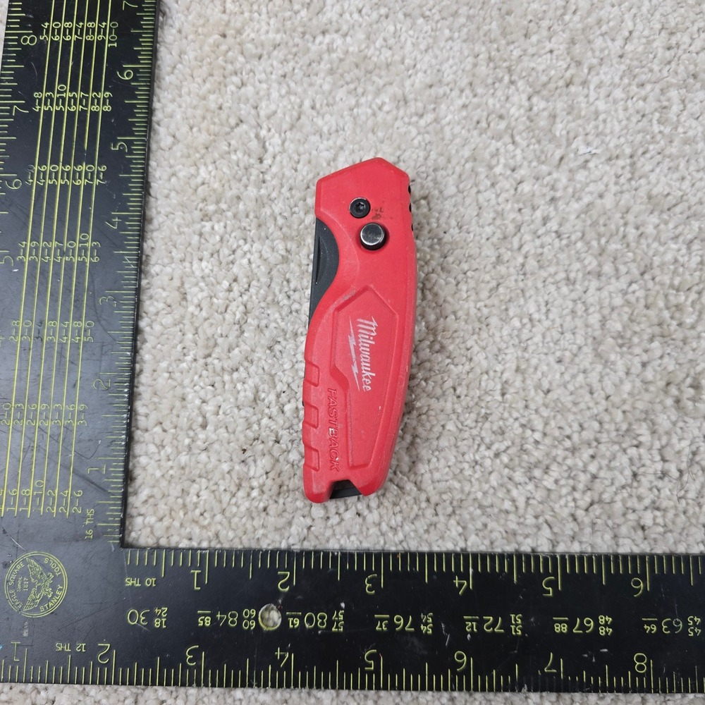 Milwaukee Fastback Utility Knife Red Folding One-Handed Opening 48-22-1901